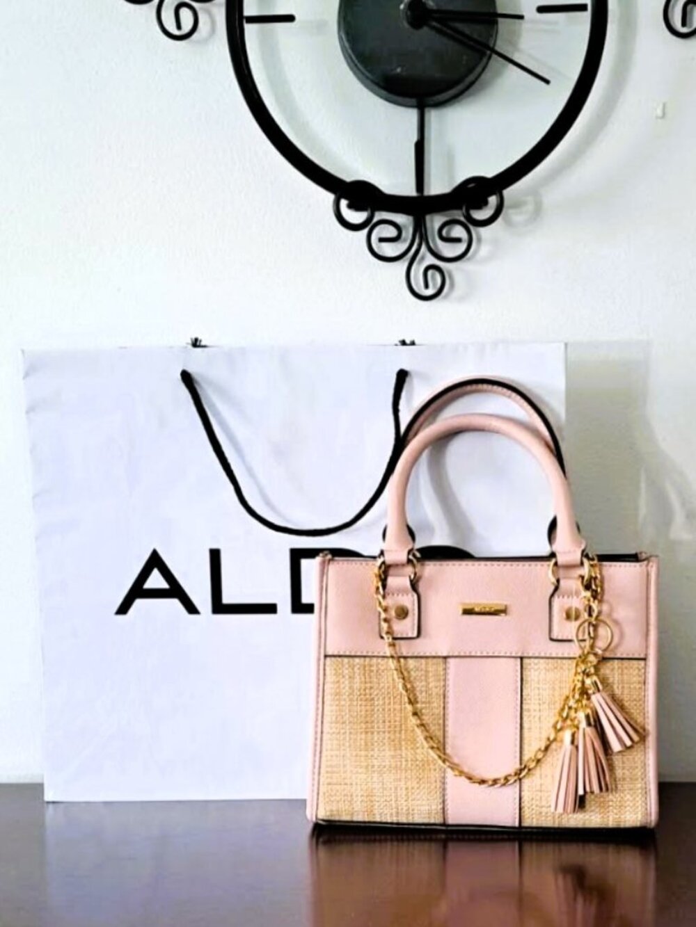 New ALDO Myra Satchel Blush Pink Raffia Upgraded Gold Chain Strap Logo Engraved